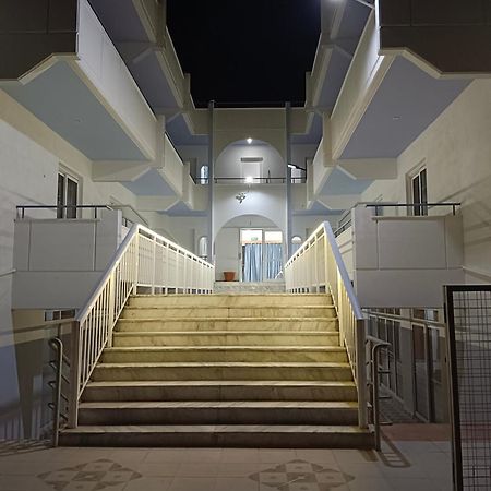 Pyrgos Hotel Apartments Kremastí Eksteriør billede