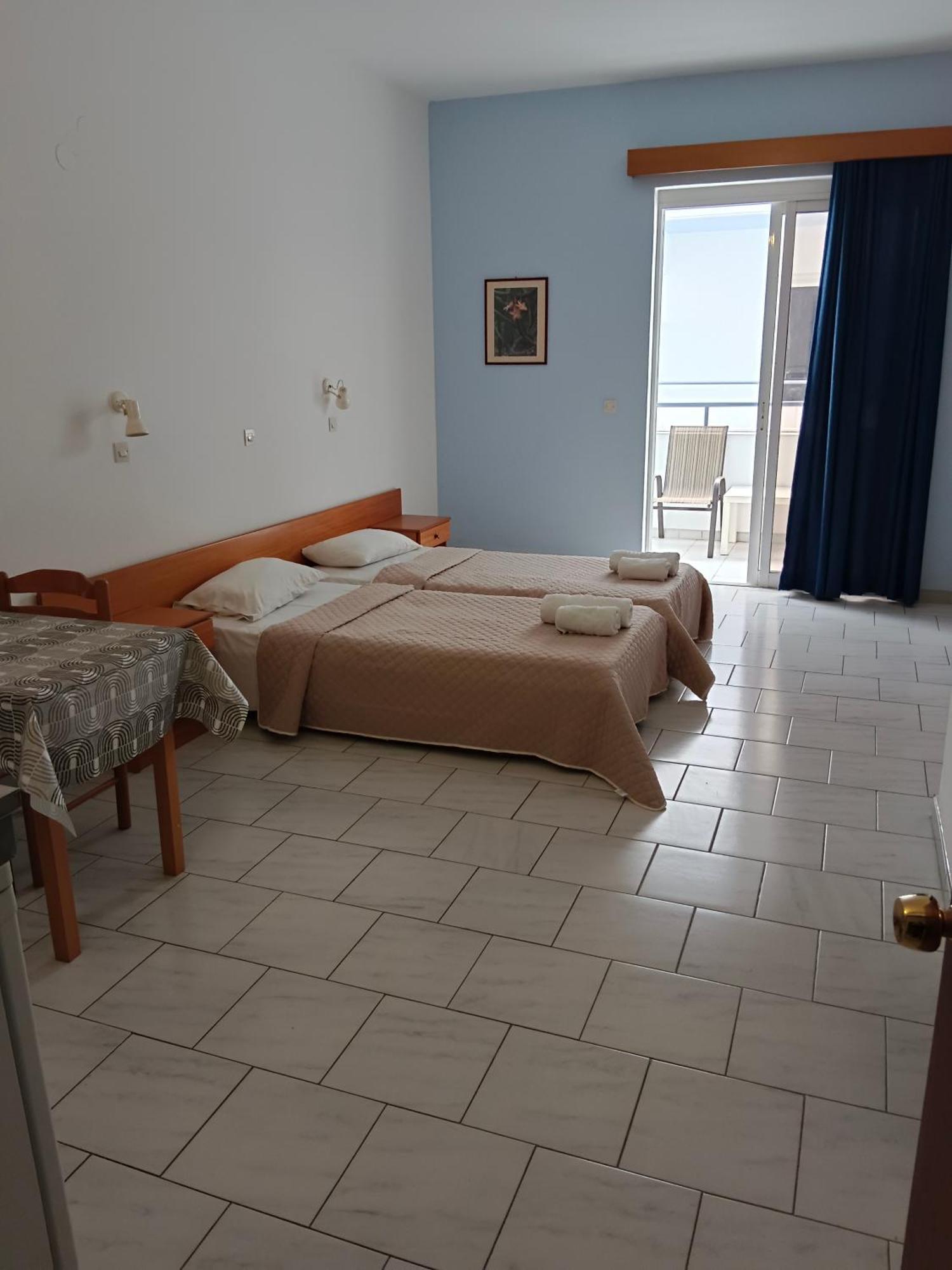 Pyrgos Hotel Apartments Kremastí Eksteriør billede