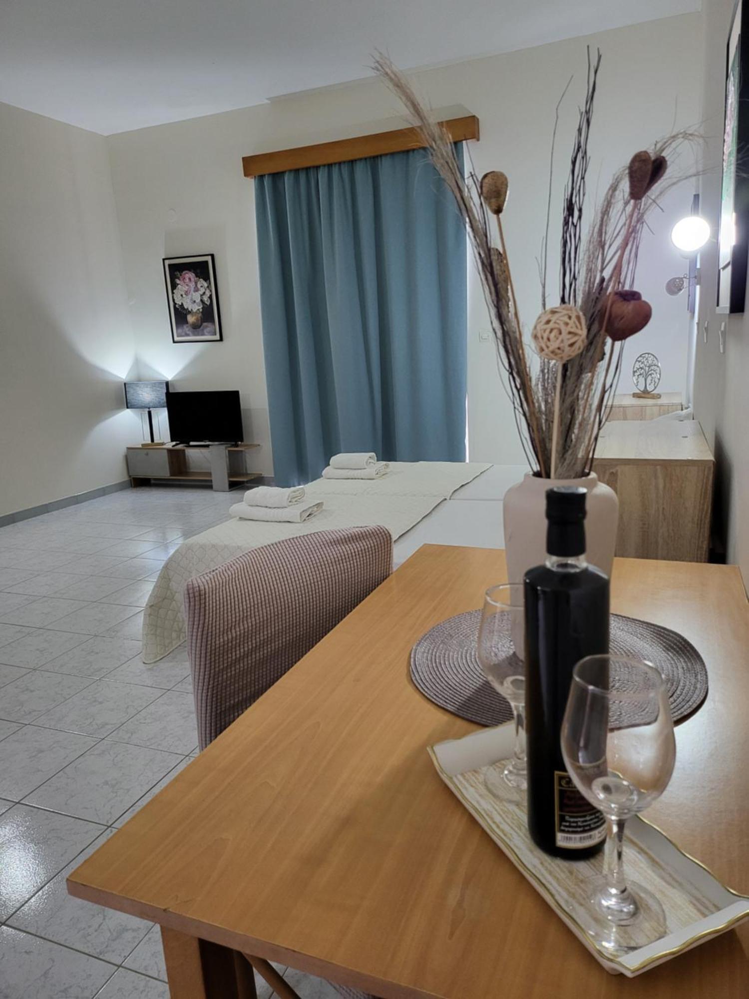 Pyrgos Hotel Apartments Kremastí Eksteriør billede