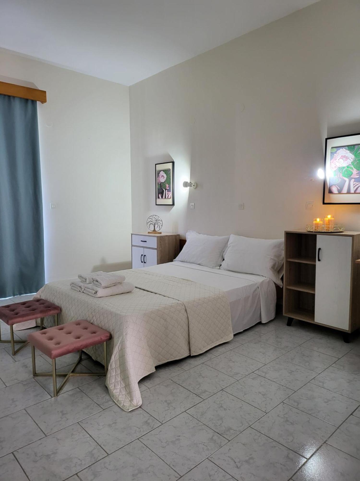 Pyrgos Hotel Apartments Kremastí Eksteriør billede