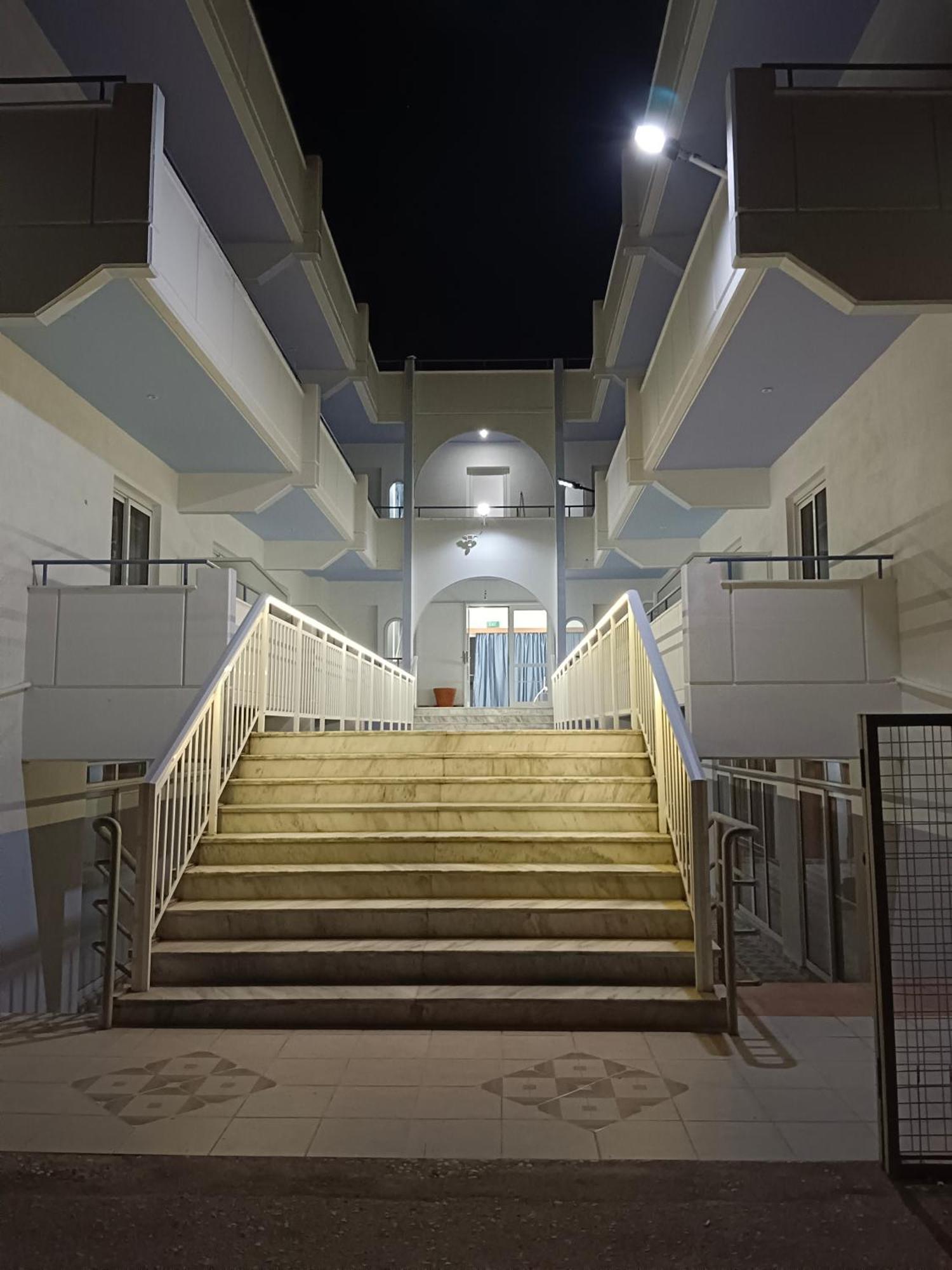 Pyrgos Hotel Apartments Kremastí Eksteriør billede